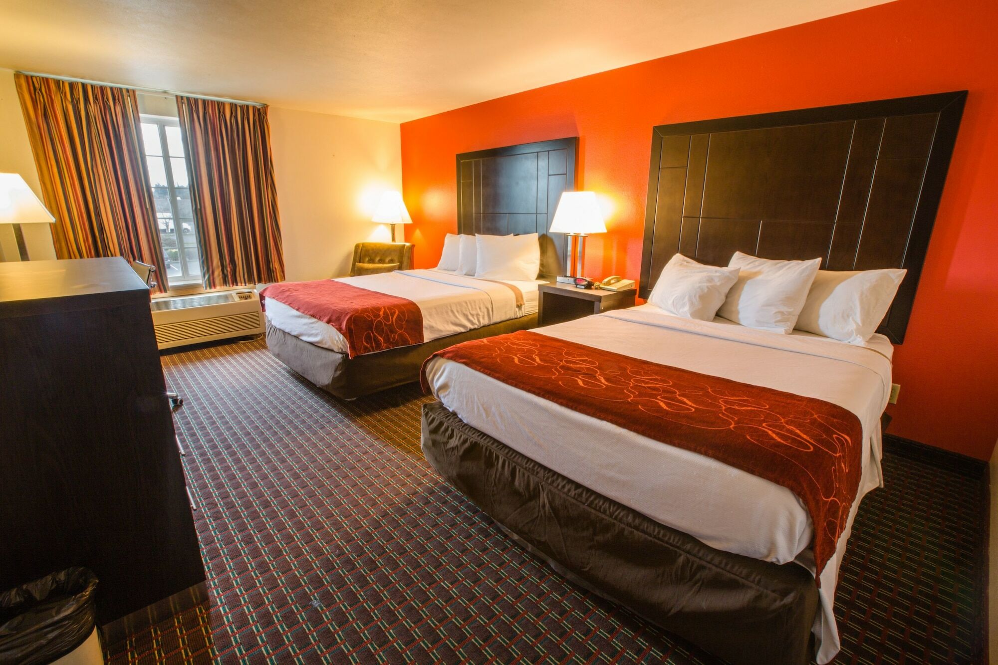 Bridgeway Inn & Suites - Portland Airport グレシャム エクステリア 写真